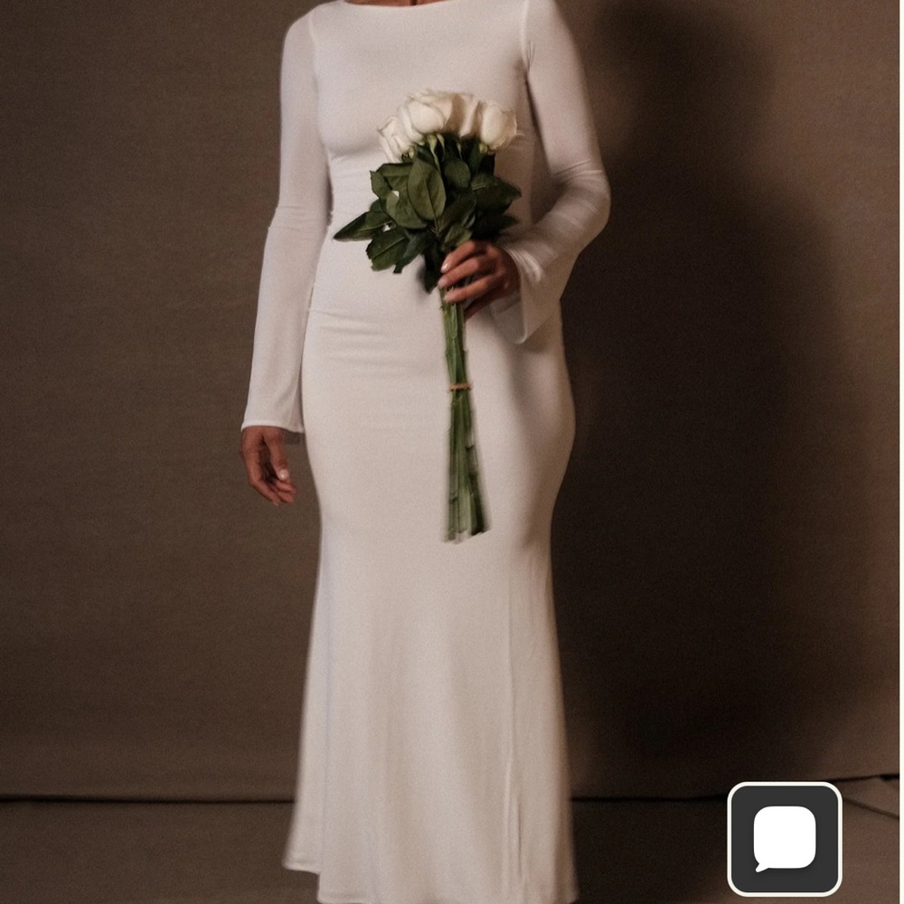 meshki White Long Sleeve Dress